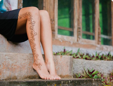 Epilazione laser e tatuaggi: come comportarsi?