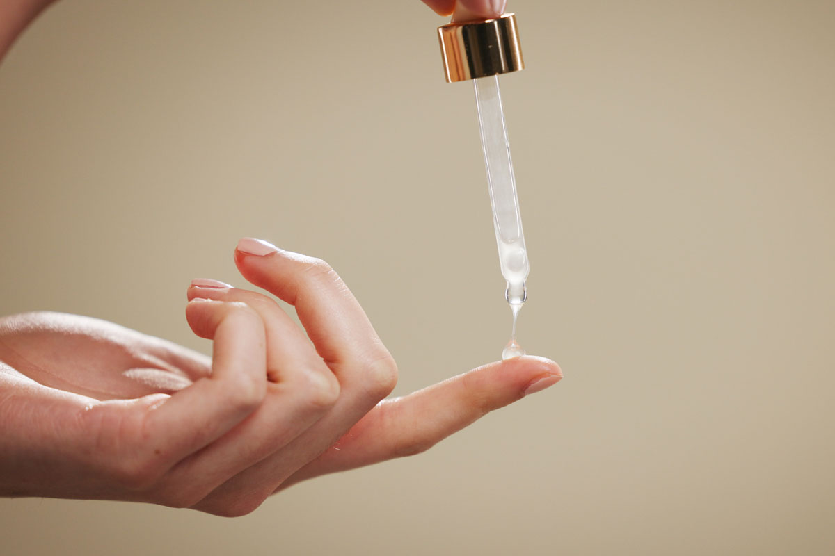 Epilazione, retinolo, vitamina C e acidi